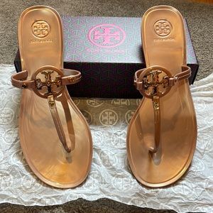 Tory Burch Mini Miller Flat Thong